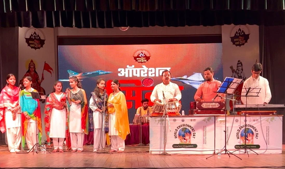 Saraswati Vidya Mandir - Slide 9